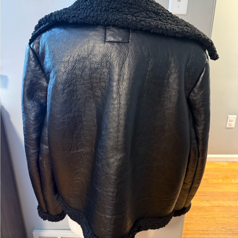 Jacket - Picture 2 of 3